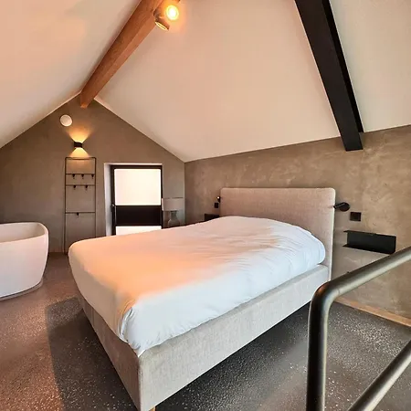 Basse Cour Nyaraló *